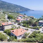 Dimitreli Venetia Hotel Koinira