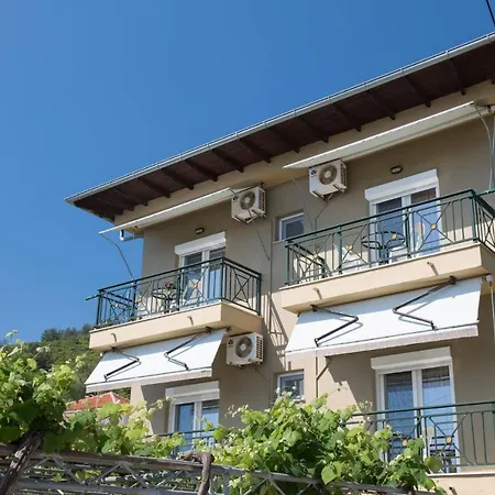 Dimitreli Venetia Hotel Koinira