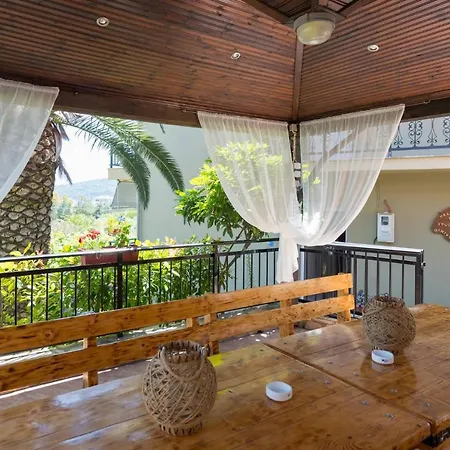 Dimitreli Venetia Hotel Koinira