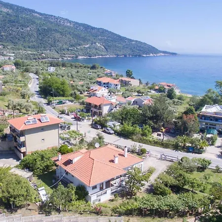 Dimitreli Venetia Hotel Koinira